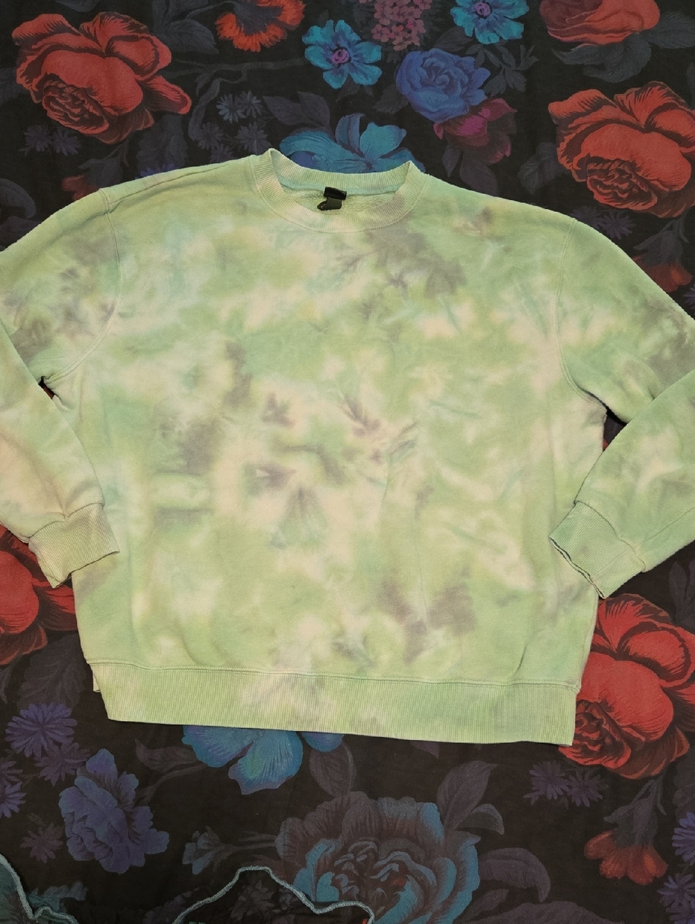 Wild fable Light Green Tie-Dye Crewneck Sweatshirt